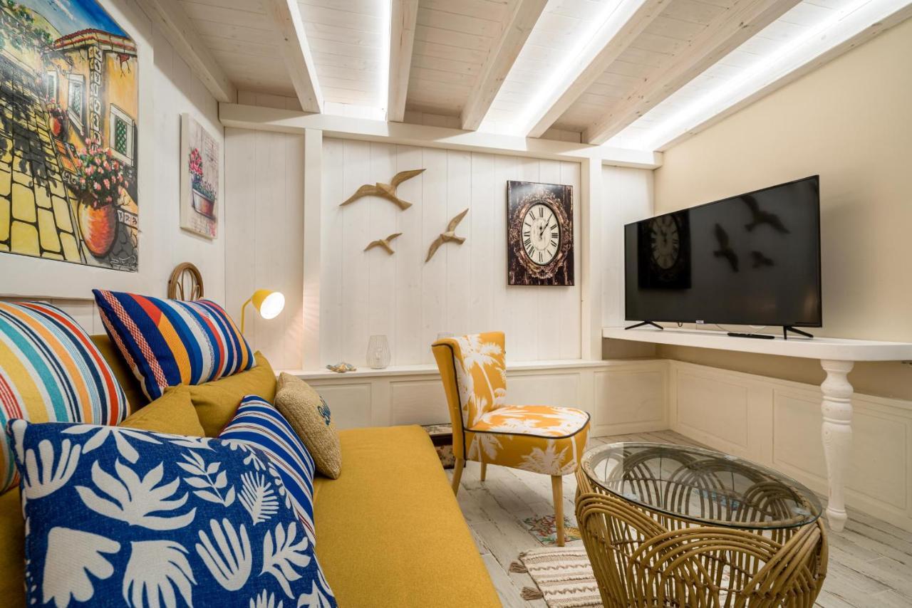 La Casa Di Nonna Piera Hotel Giardini-Naxos Kültér fotó